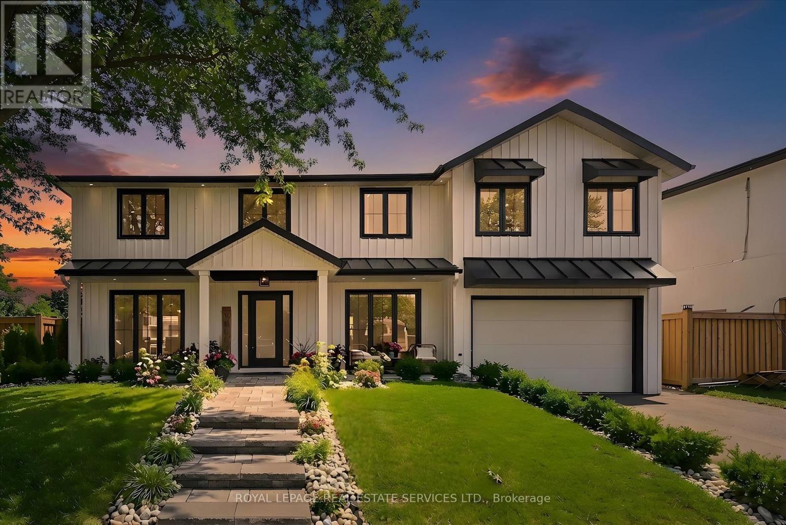 2212 URWIN CRESCENT