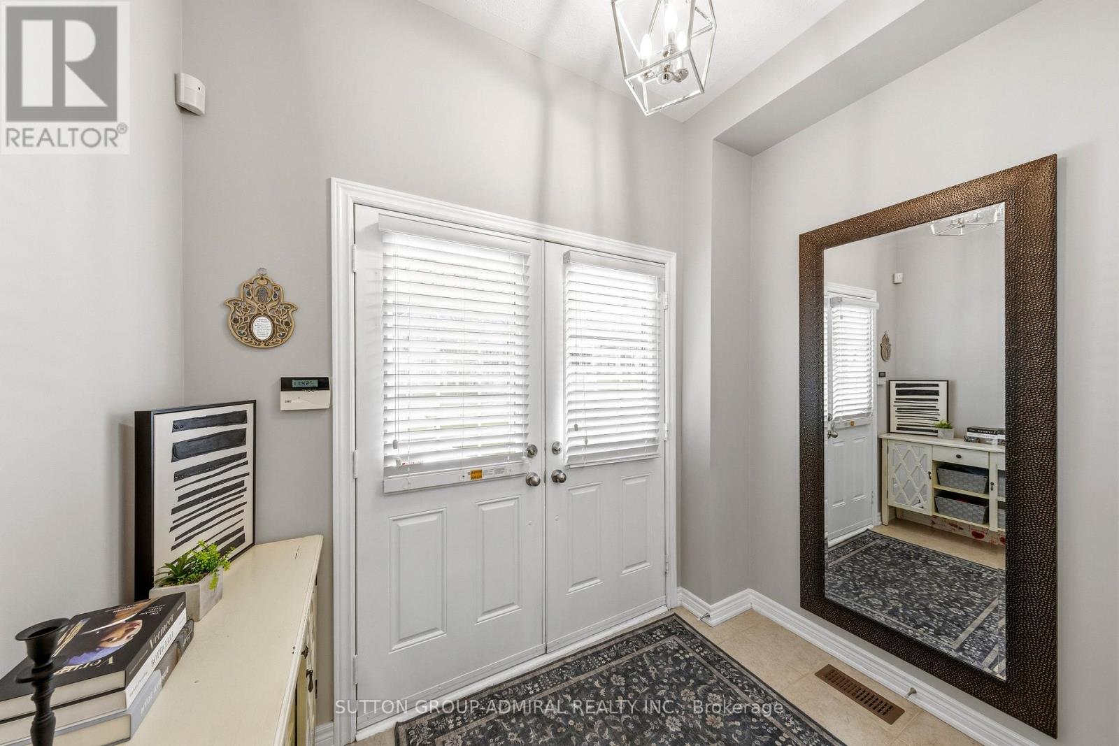 141 LAUDERDALE DRIVE