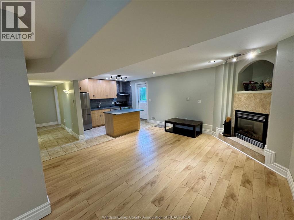 4642 BRUNSWICK Unit# LOWER