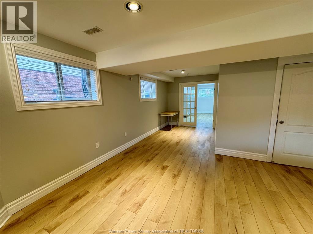 4642 BRUNSWICK Unit# LOWER