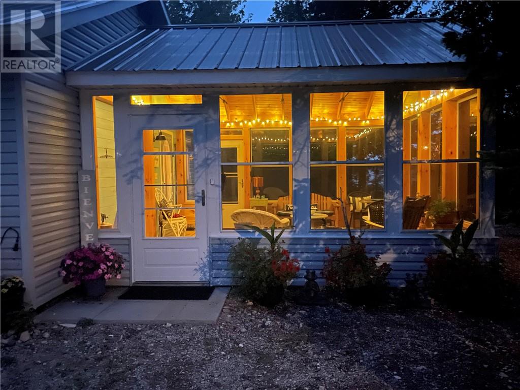 Photo 1 of 30 — 659 Pebble Road, Silver Water, Manitoulin Island, ON P0P1Y0