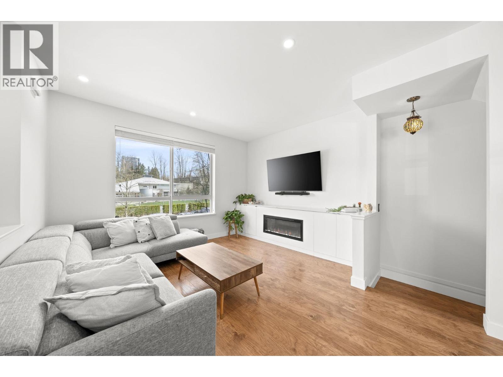 1 301 KLAHANIE DRIVE