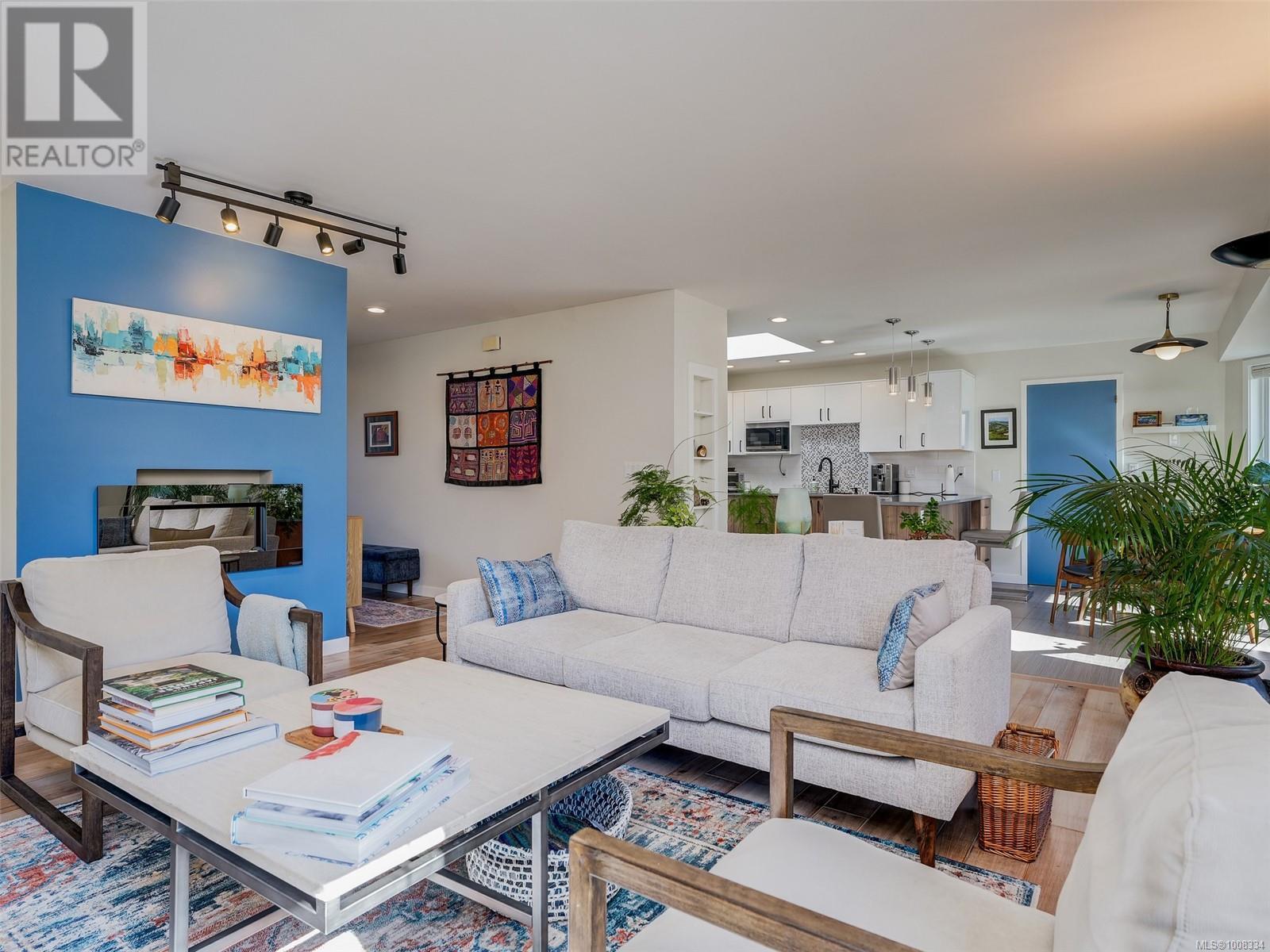 1099 Marin Park Dr