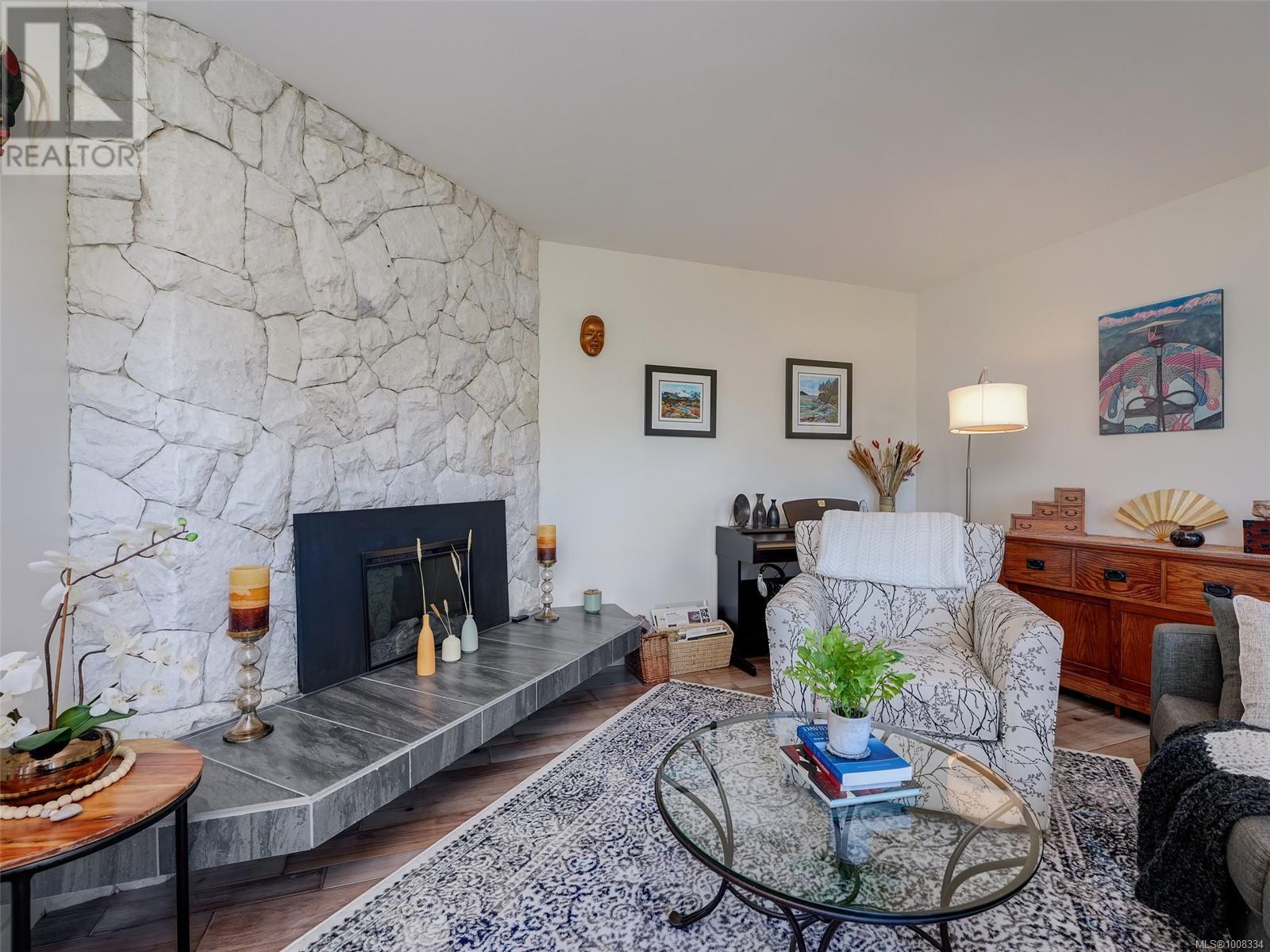1099 Marin Park Dr