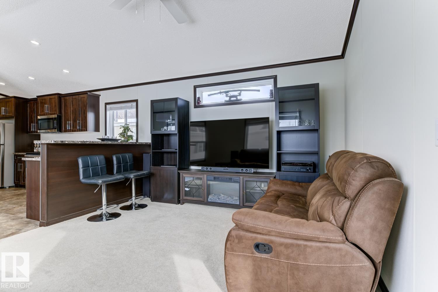 #105 12604 153 AV NW