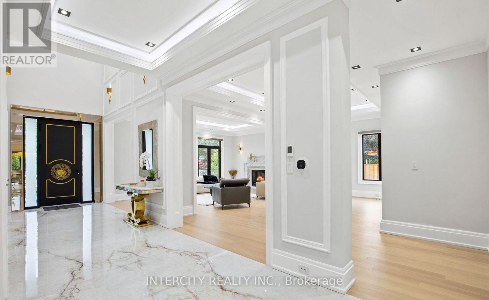 1 SILVERGROVE ROAD