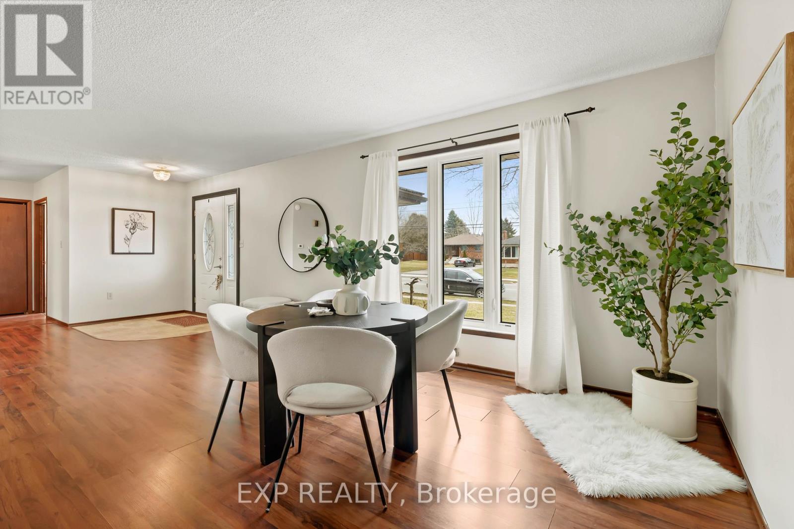 308 JOHN STREET S