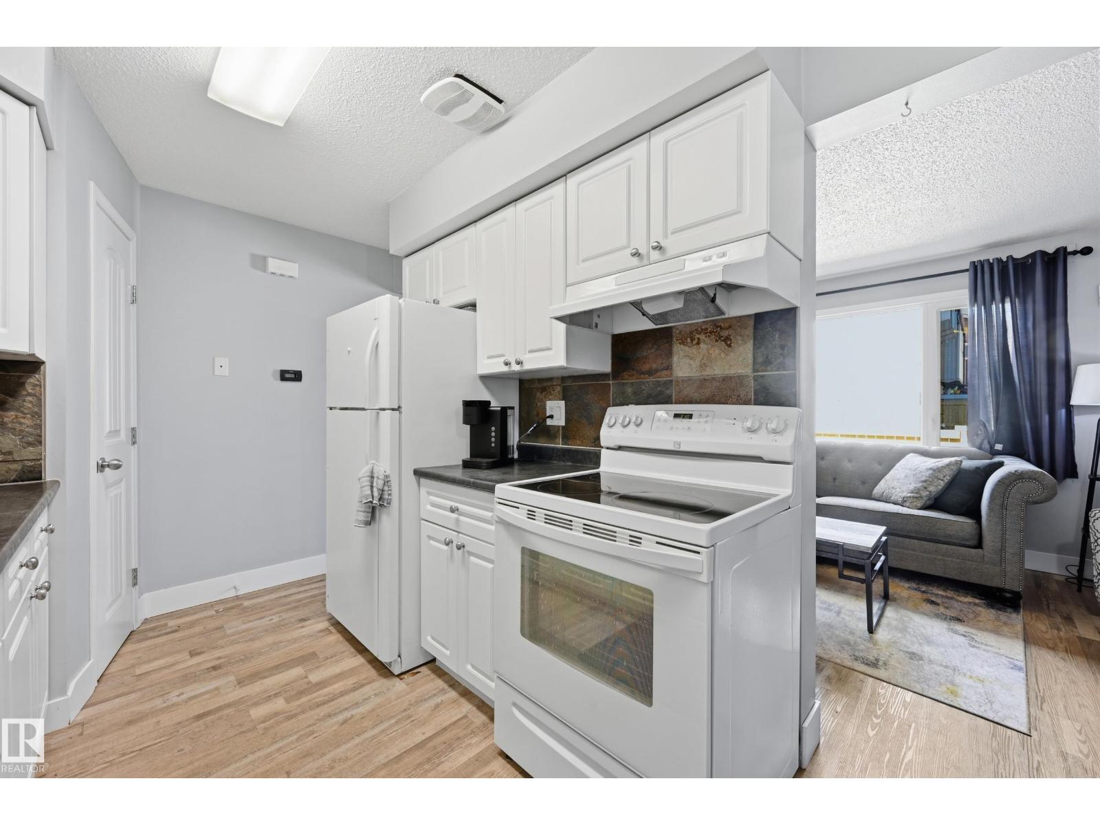 #9 8020 141 AV NW