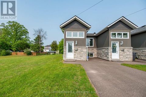 464 DOMINION STREET Pembroke ON K8A4W8