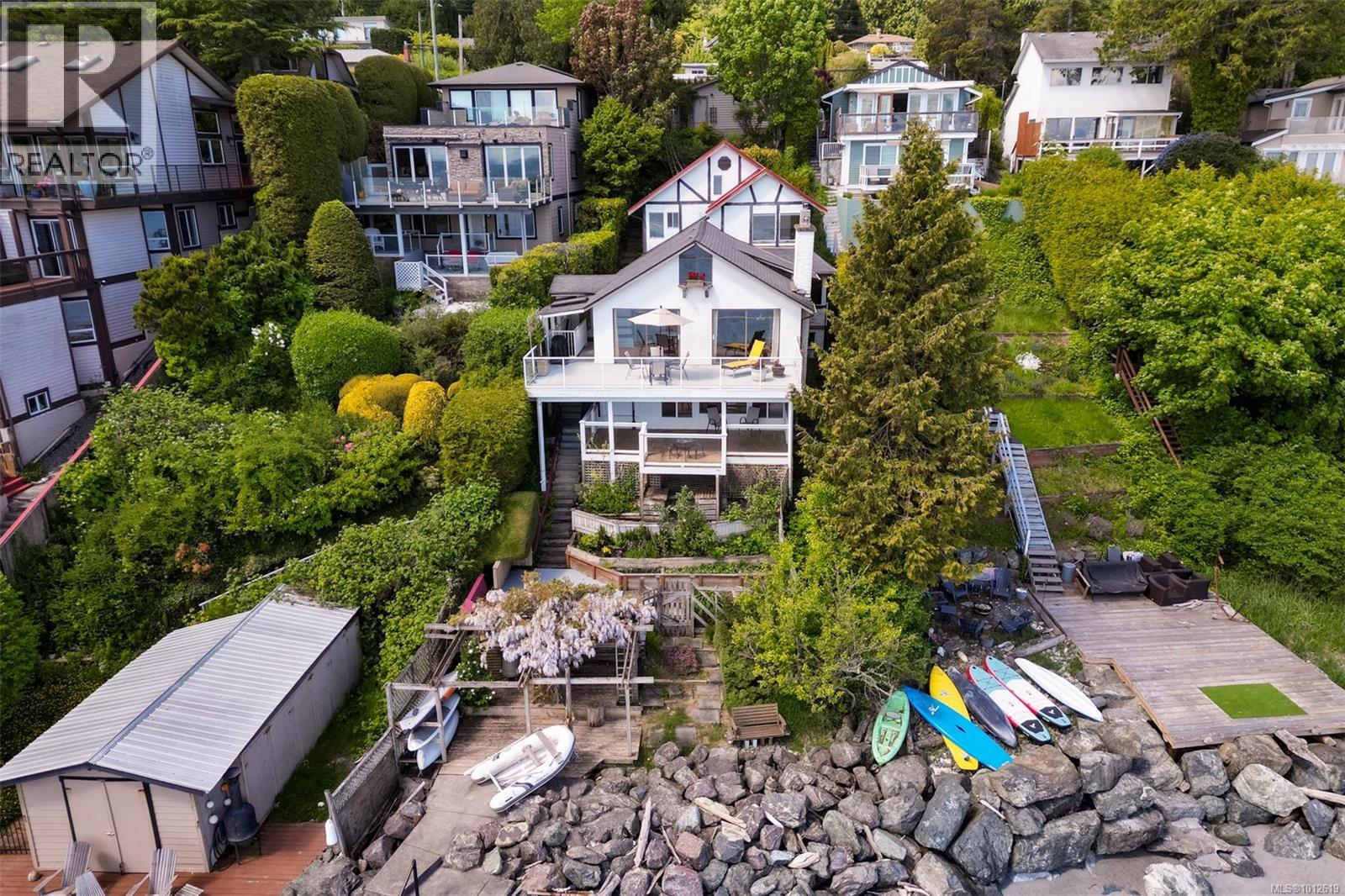 4955 Cordova Bay Rd