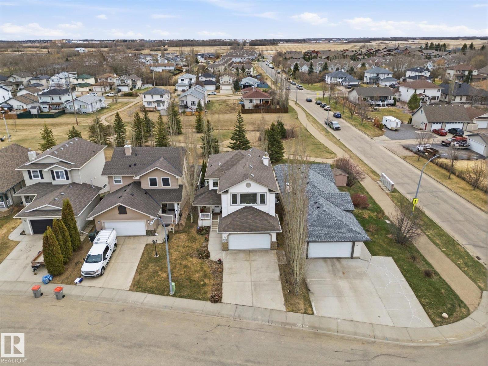33 GRAYRIDGE CR