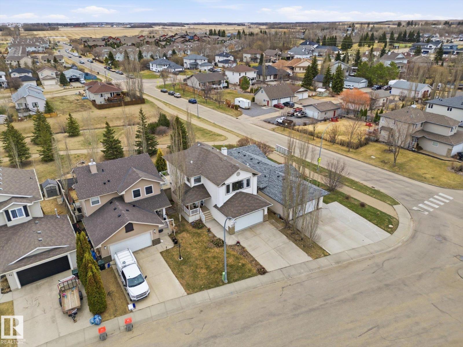 33 GRAYRIDGE CR