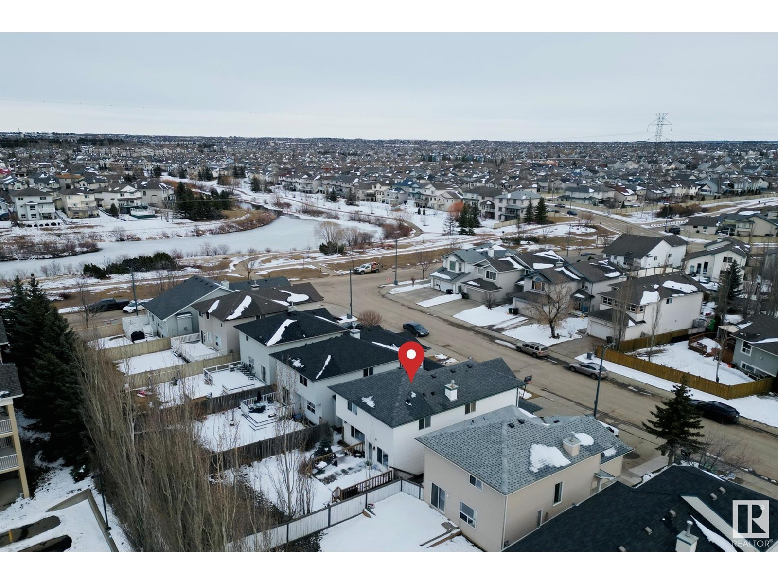 8722 5 AV SW
