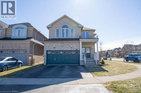 28 BARRETT Avenue Brantford ON N3S0B5