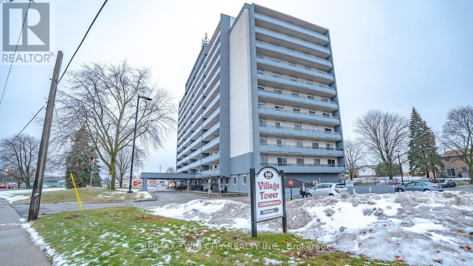 300 - 640 WEST STREET W