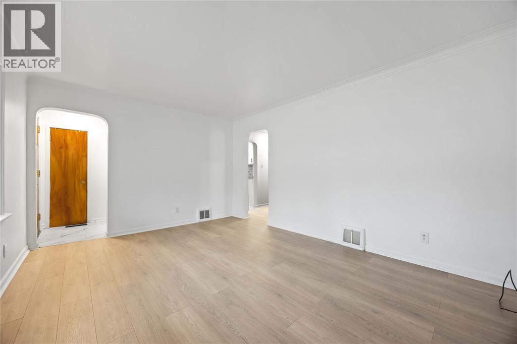 478 INDIAN ROAD North