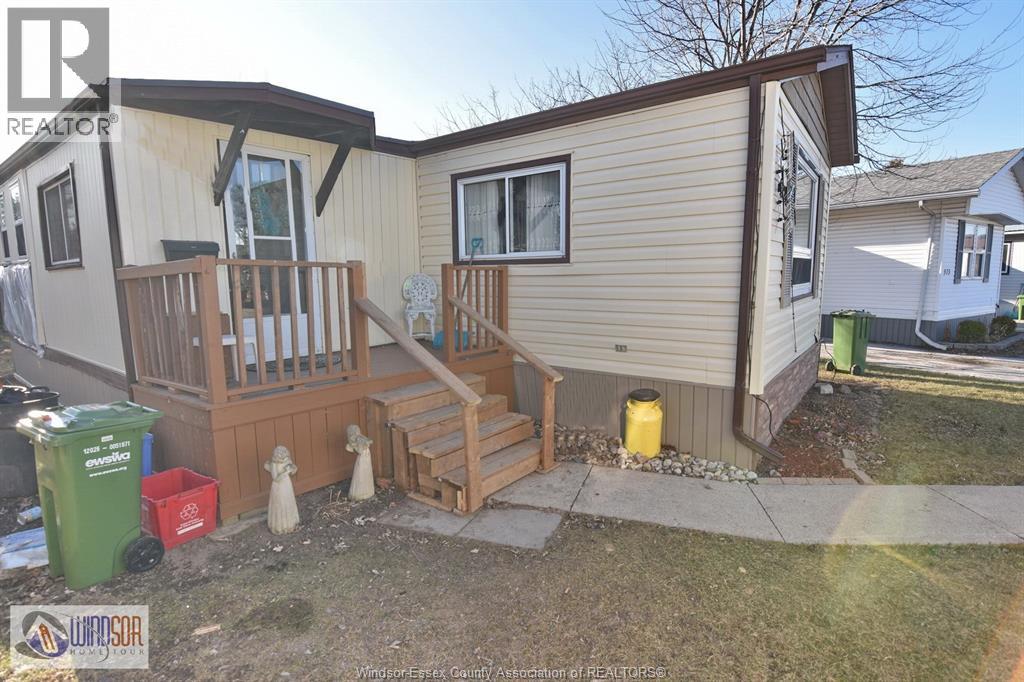 327 REGENT COURT