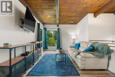 615 Sabrina Road SW Calgary AB T2W1Y7