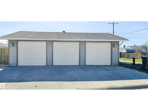 5504 45 AV Drayton Valley AB T7A1K3