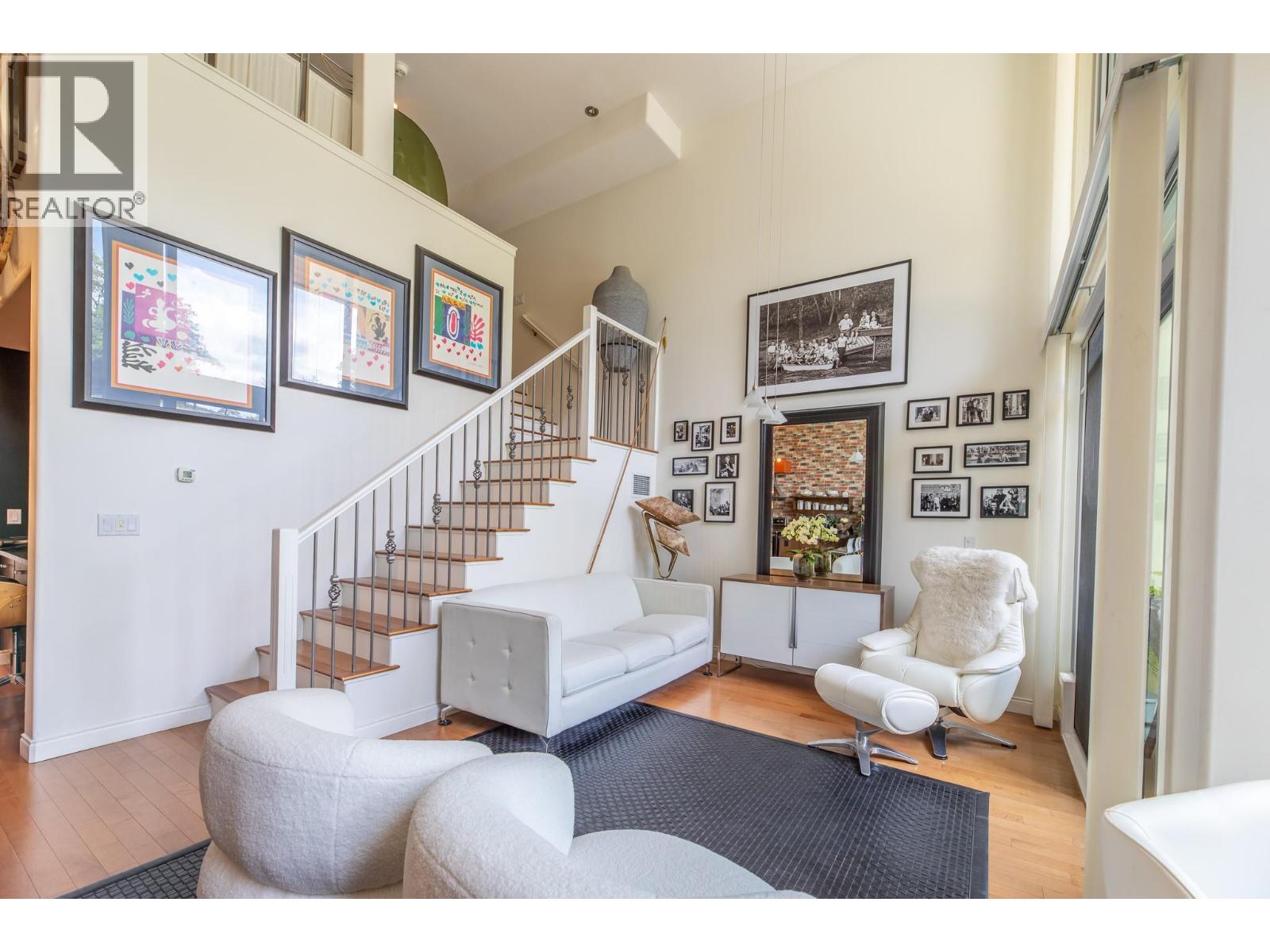 250 MARINA Way Unit# 208