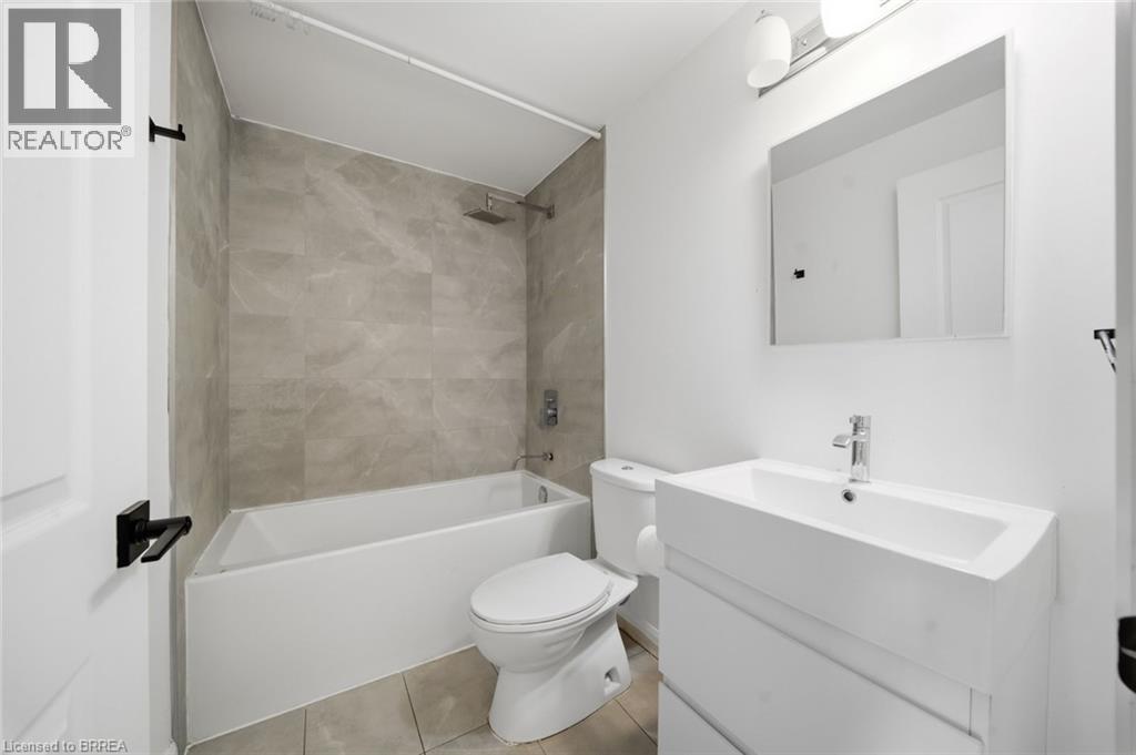 7 ERIE Avenue Unit# 202