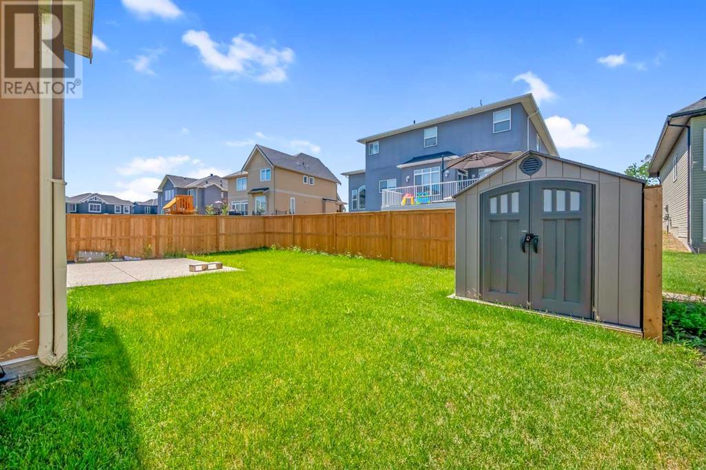 198 KINNIBURGH Crescent