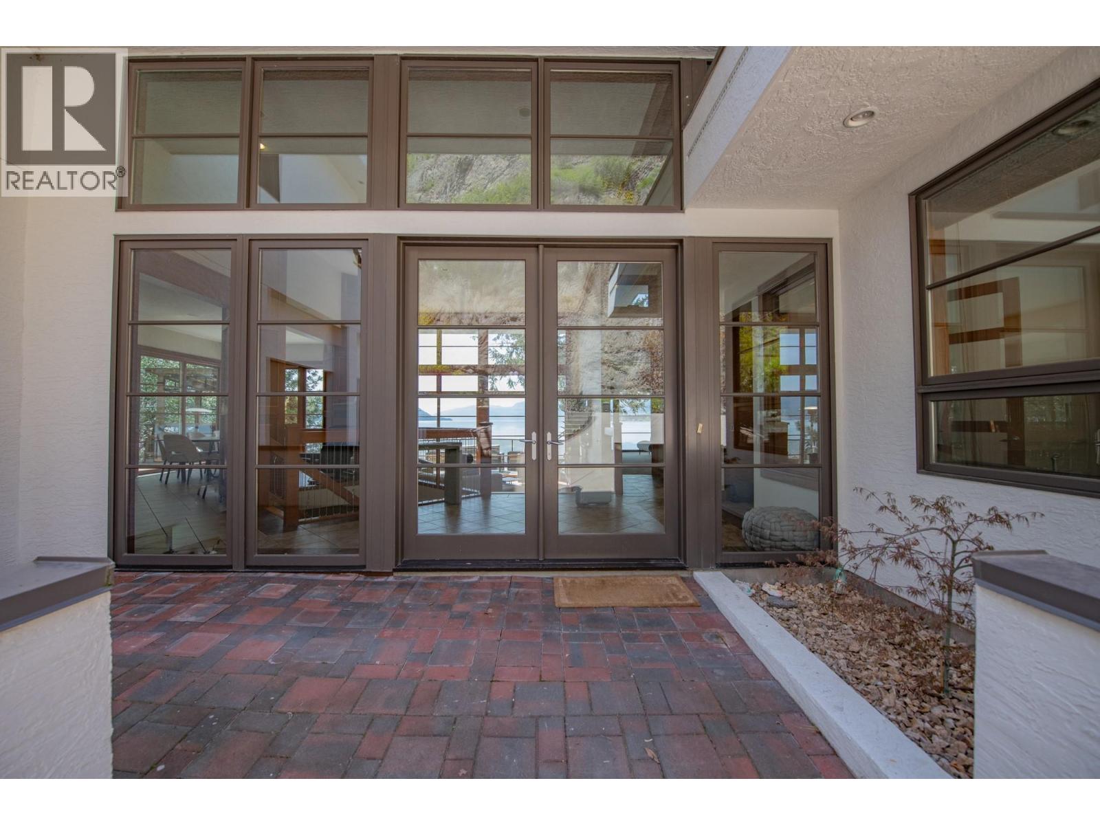 100 Kestrel Place Unit# 12