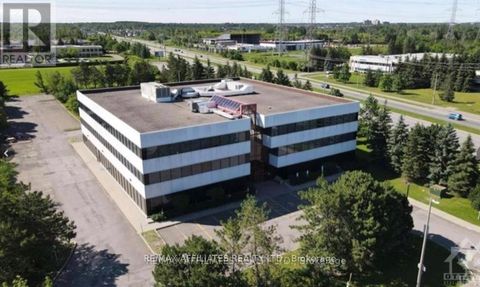 2465 ST LAURENT BOULEVARD Ottawa ON K1G6G8
