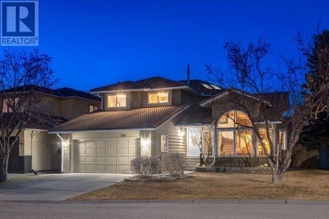 216 DEER RIVER Place SE Calgary AB T2J6Y8