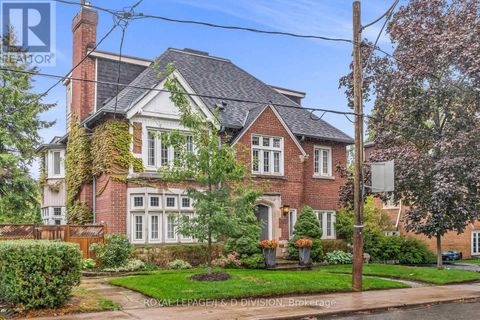 137 HIGHBOURNE ROAD Toronto (Yonge-Eglinton) ON M5P2J8