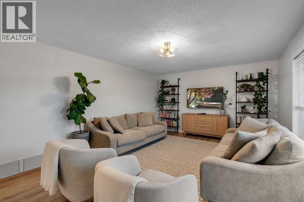 6256 Silver Springs Hill NW