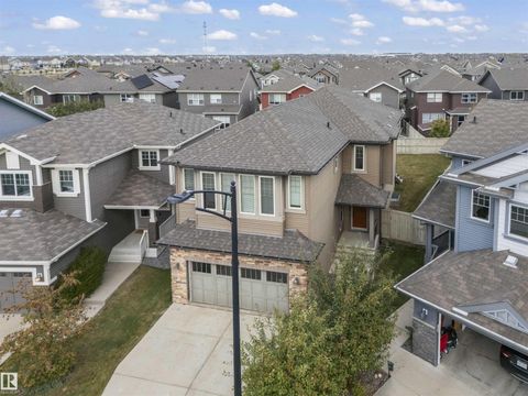 4450 CRABAPPLE LANDING LD SW Edmonton AB T6X0Y6