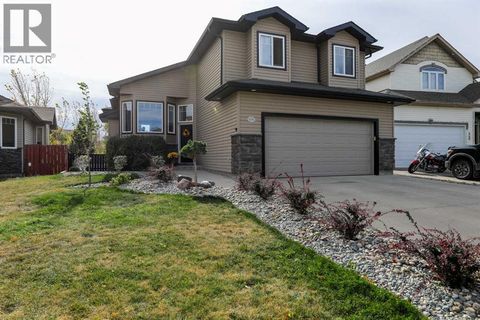436 Mt Sunburst Crescent W Lethbridge AB T1K2S6