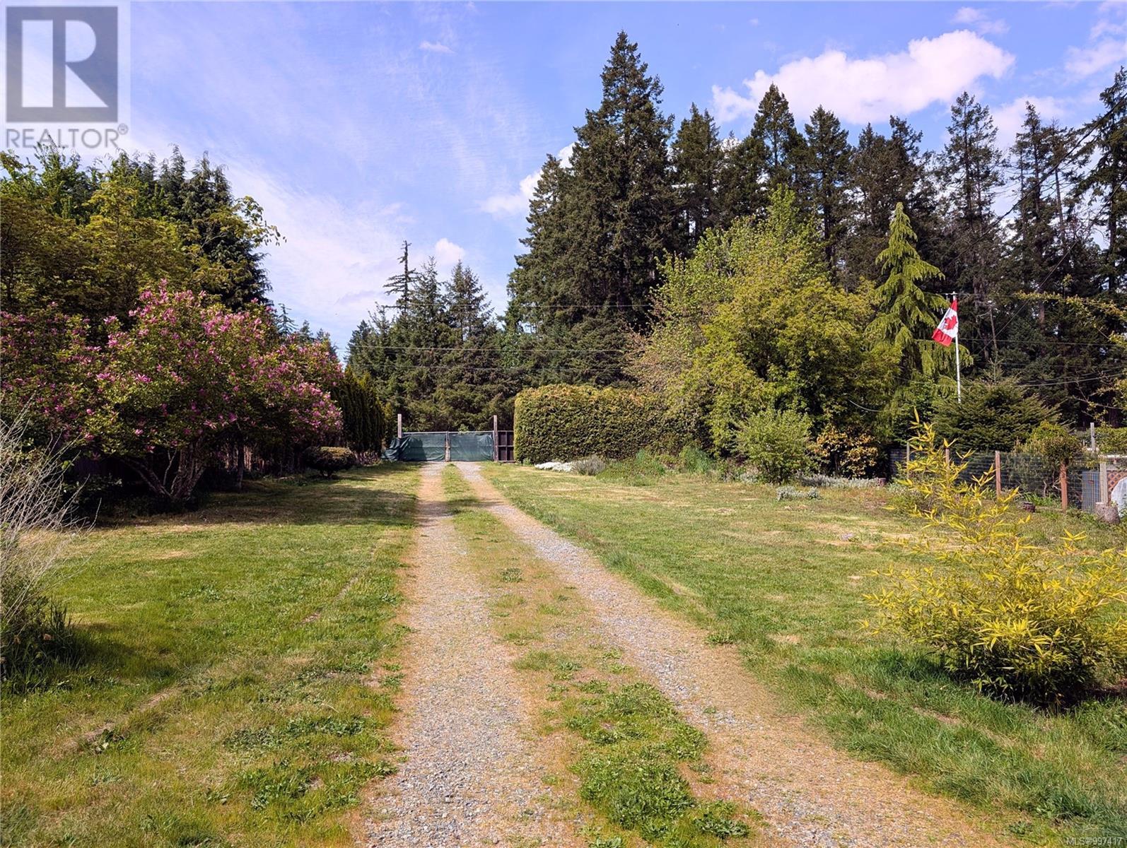 2320 Nanoose Rd