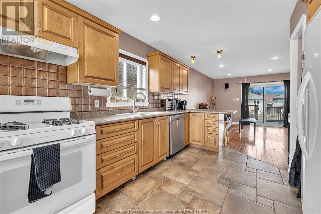 2351 NORCREST