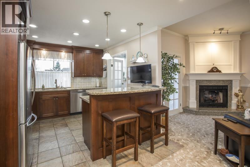 40 7540 ABERCROMBIE DRIVE