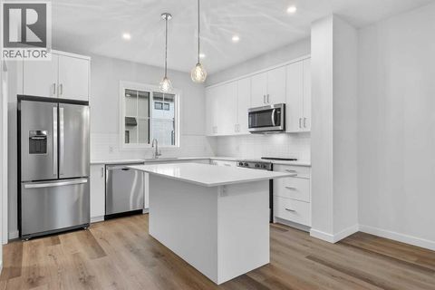 127, 1750 Rangeview Drive SE Calgary AB T3S0X3