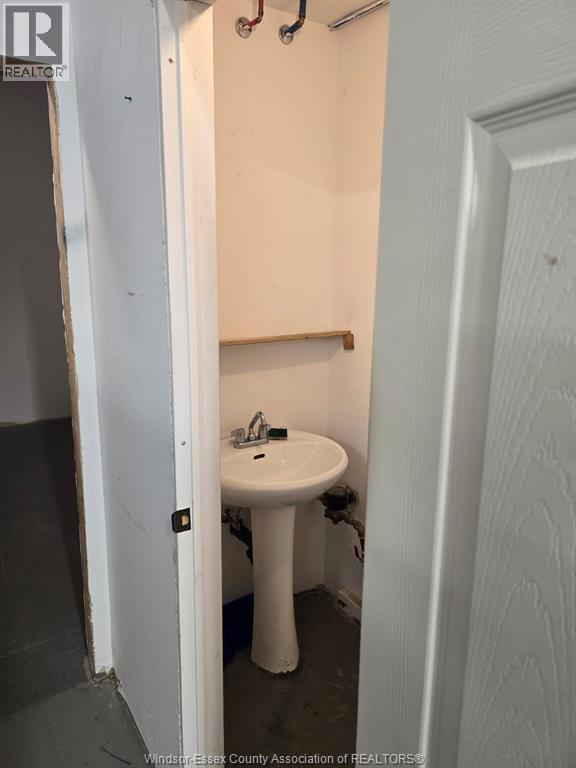 357 QUEEN STREET Unit# REAR GARAGE/SHOP