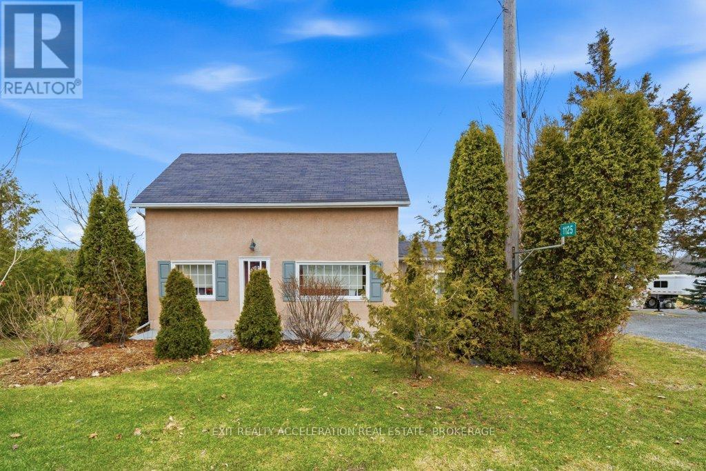 1125 COUNTY RD 1 E