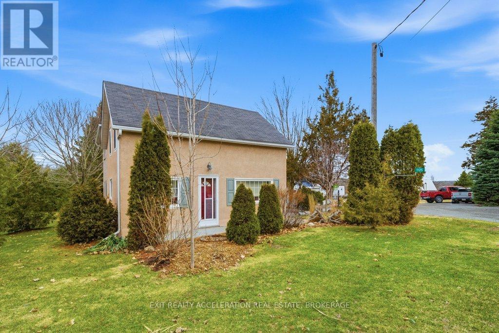 1125 COUNTY RD 1 E