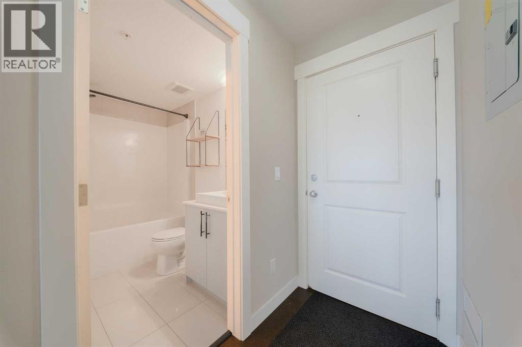 6305, 302 Skyview Ranch Drive NE