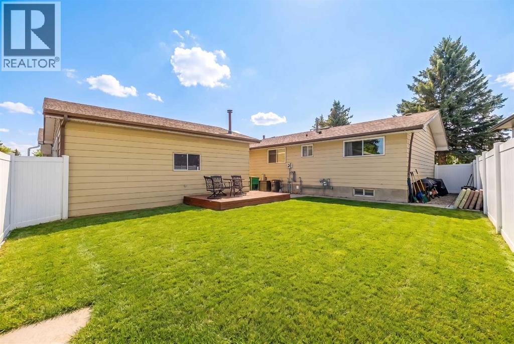 116 Dovercrest Way SE