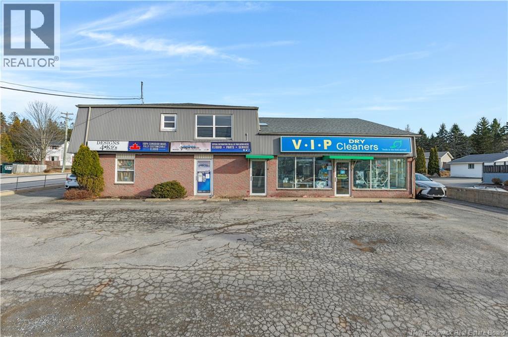2 Parkdale Avenue - Photo 2