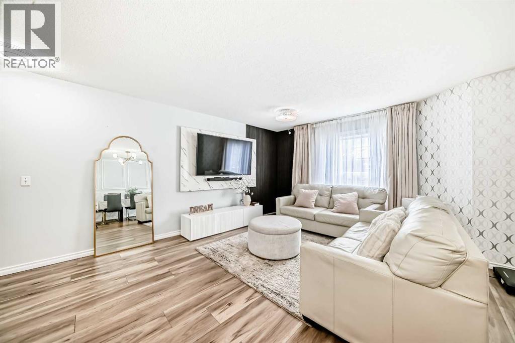 57 Mt Aberdeen Manor SE