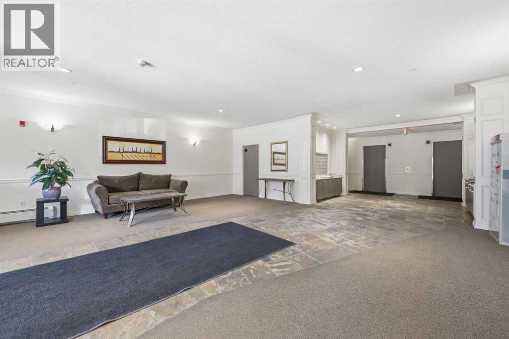 205, 838 19 Avenue SW