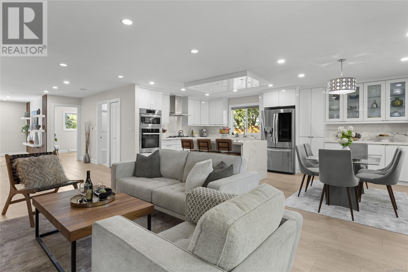 4238 Hayden Crt