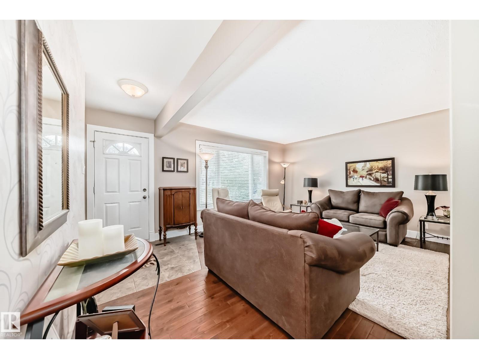 10652 144 ST NW NW