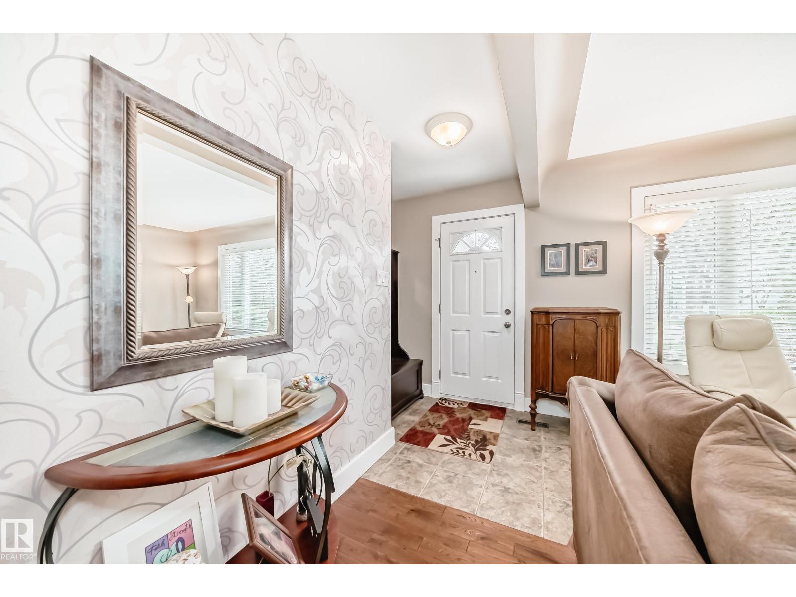 10652 144 ST NW NW