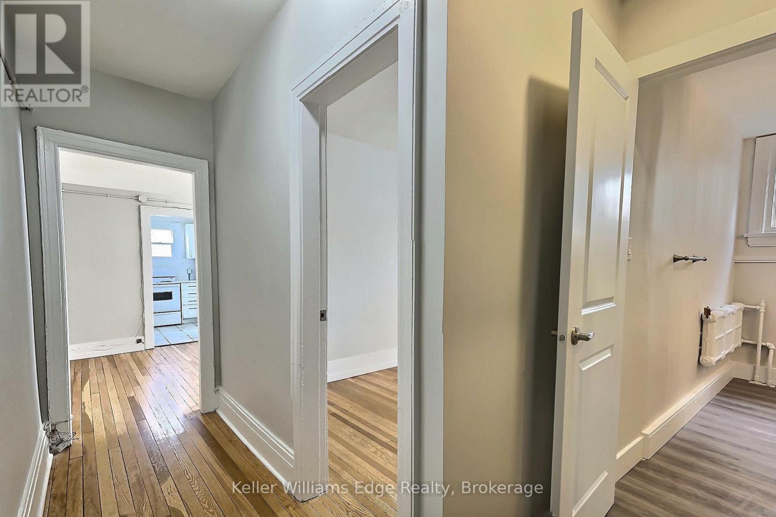 8 - 8 TISDALE STREET S