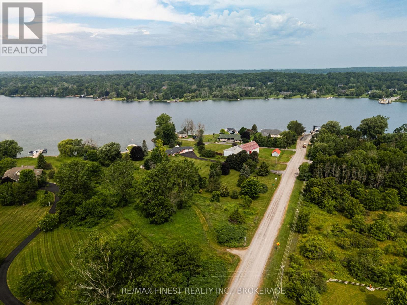 40 HOWE ISLAND FERRY ROAD